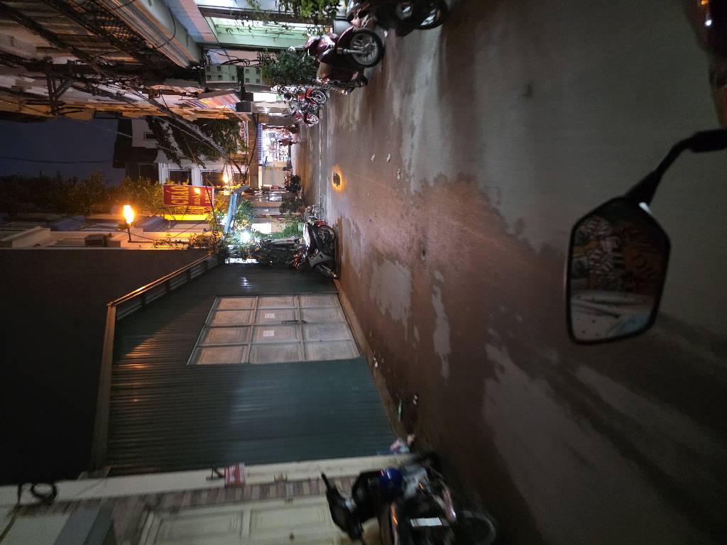 Bán nhà Nam Dư - diện tích 42.2m2 5 tầng - nhà mới xây, yên tĩnh - giá 8,4 tỷ