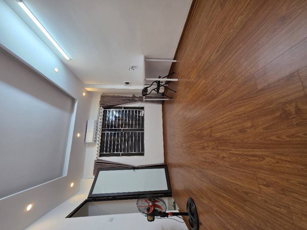 Bán nhà Nam Dư - diện tích 42.2m2 5 tầng - nhà mới xây, yên tĩnh - giá 8,4 tỷ