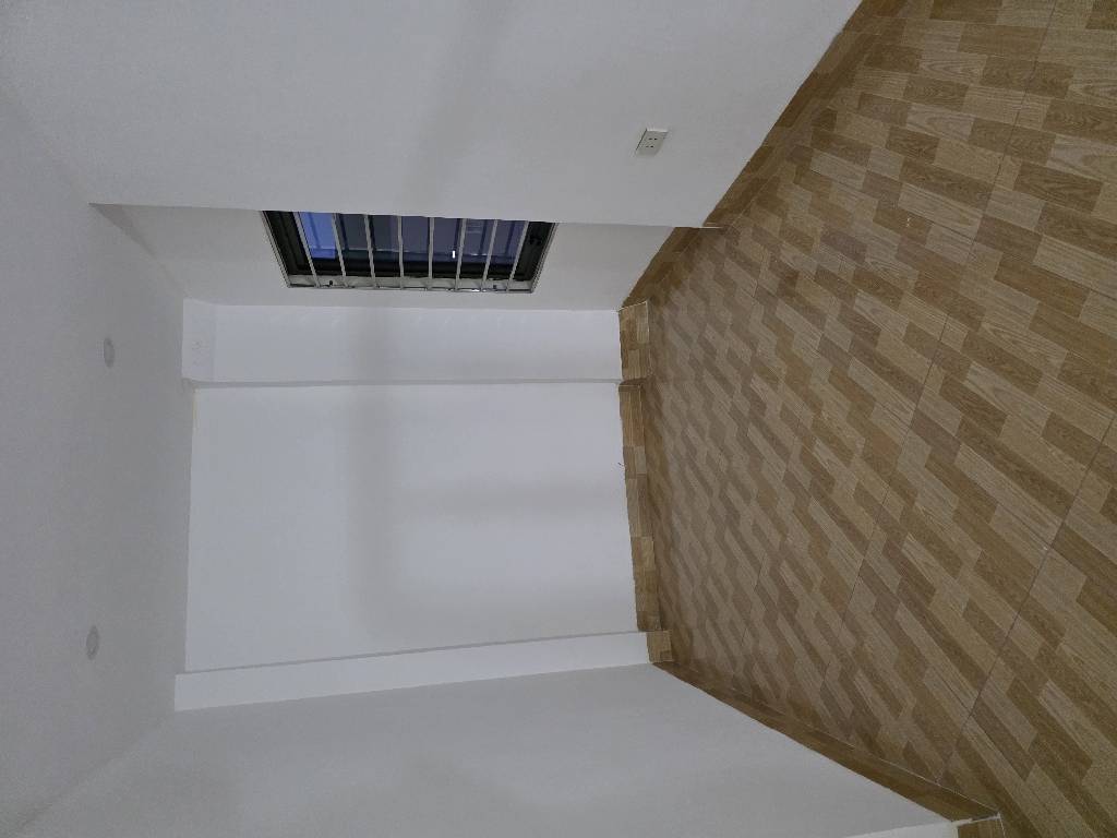 Bán nhà Nam Dư - diện tích 42.2m2 5 tầng - nhà mới xây, yên tĩnh - giá 8,4 tỷ