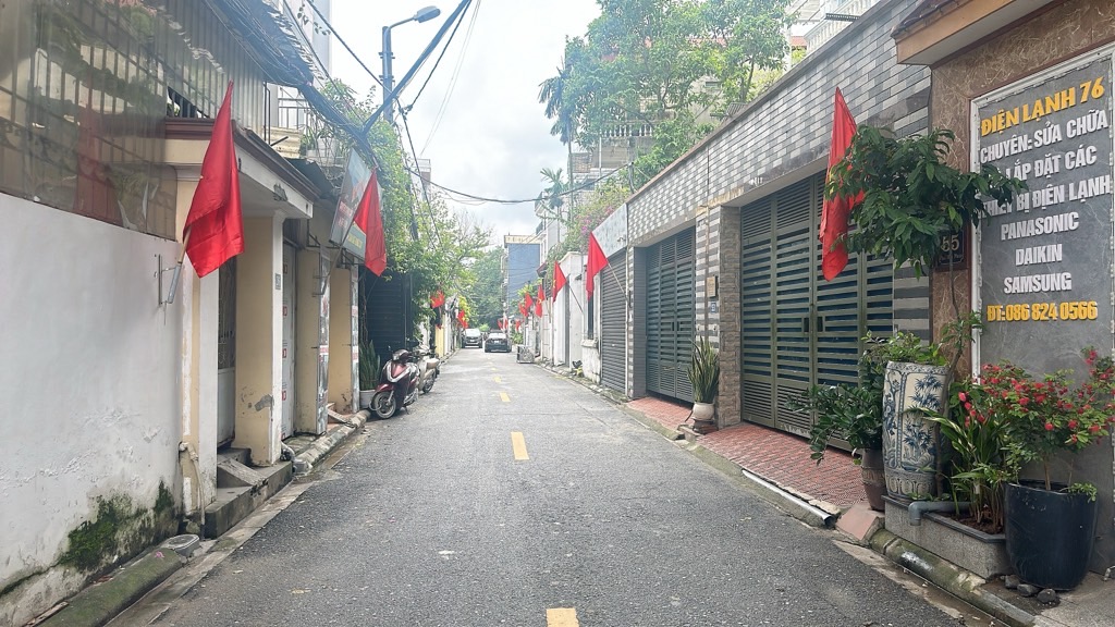 Bán đất mặt phố Mai Phúc 73,4m2 – Giá 17,6 tỷ – Mặt phố VIP, hàng xóm Vinhomes Riverside