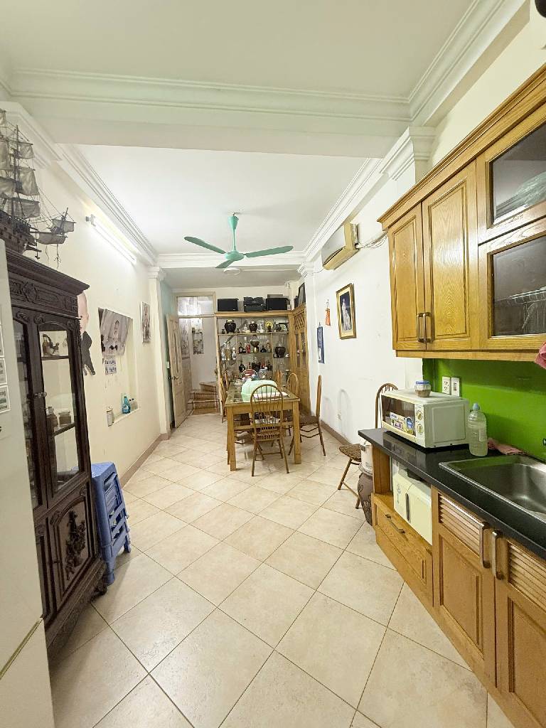 Bán nhà mặt phố Trần Quang Diệu - 37m2 6 tầng - vỉa hè rộng, ô tô tránh, kinh doanh vô đối - giá 23,5 tỷ