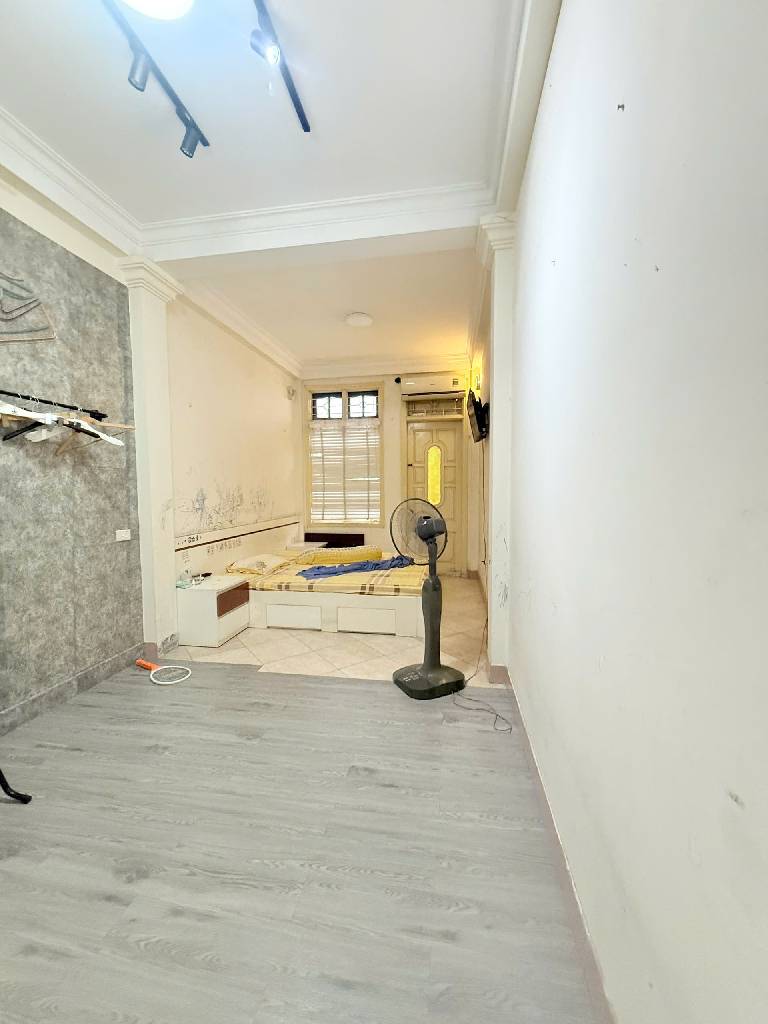 Bán nhà mặt phố Trần Quang Diệu - 37m2 6 tầng - vỉa hè rộng, ô tô tránh, kinh doanh vô đối - giá 23,5 tỷ