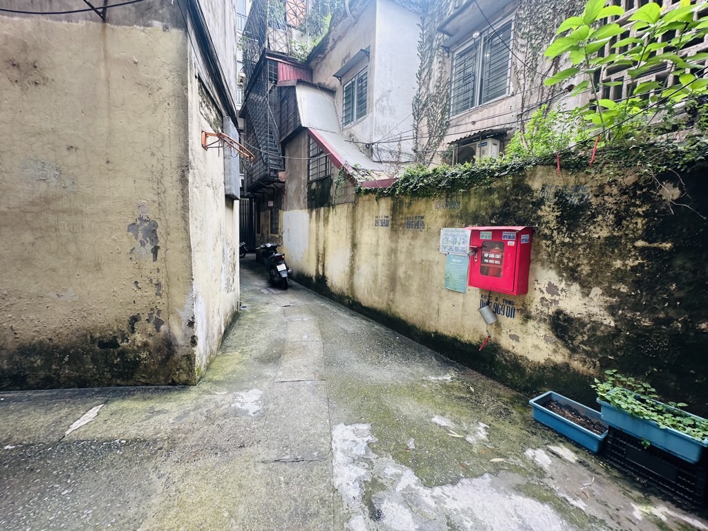 Bán nhà Kim Ngưu - diện tích 21.2m2 4 tầng - Nhà 2 mặt thoáng - giá 6 tỷ