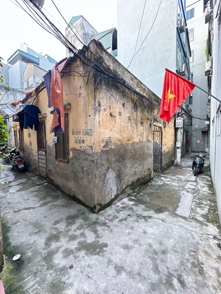 Bán nhà Định Công Thượng - diện tích 159m2 1 tầng - Lô góc 2 mặt thoáng - giá 18,5 tỷ