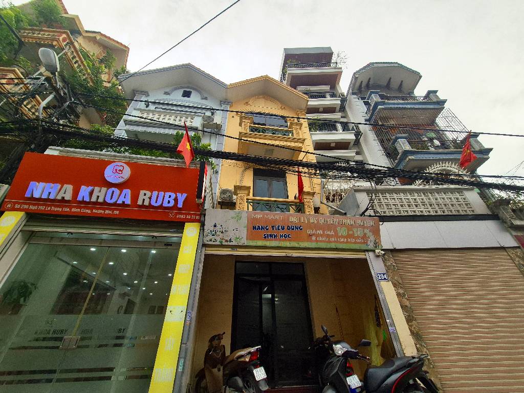 Bán nhà Lê Trọng Tấn - diện tích 47m2 3 tầng - Ô TÔ TRÁNH KINH DOANH ĐỈNH - giá 18,3 tỷ