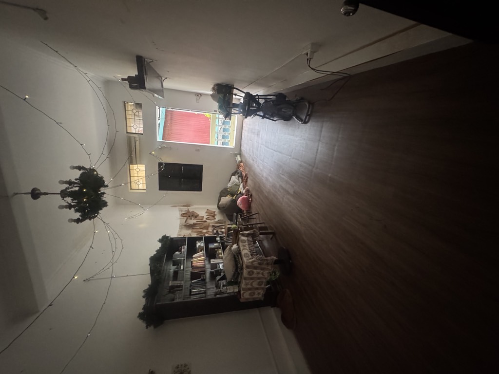 Bán nhà Nguyễn Trãi - diện tích 50m2 3 tầng - gần ô tô tránh - giá 4,9 tỷ