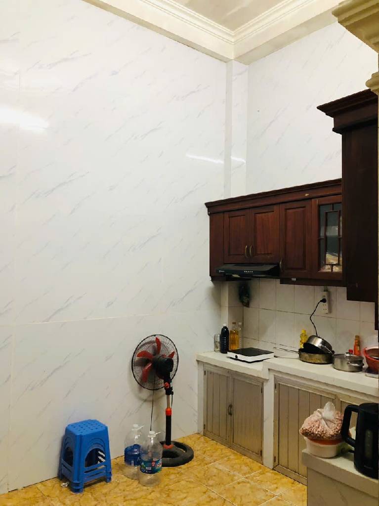 Bán nhà Nguyễn Trãi - diện tích 37,2m2 5 tầng - Nhà đẹp hiếm có - giá 10,8 tỷ