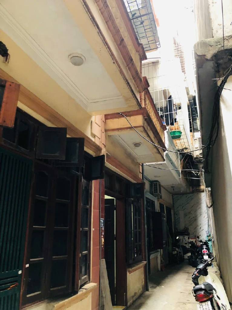 Bán nhà Nguyễn Trãi - diện tích 37,2m2 5 tầng - Nhà đẹp hiếm có - giá 10,8 tỷ