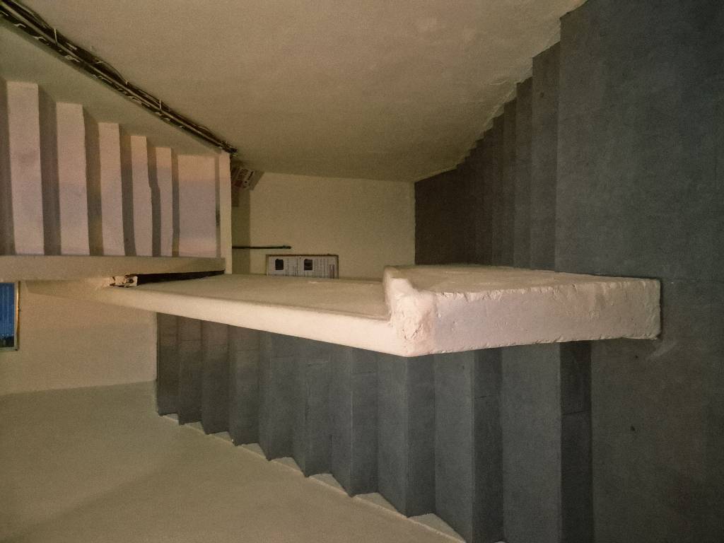 Bán nhà Minh Khai - diện tích 32m2 1 tầng - ô tô đỗ cửa - giá 2,9 tỷ