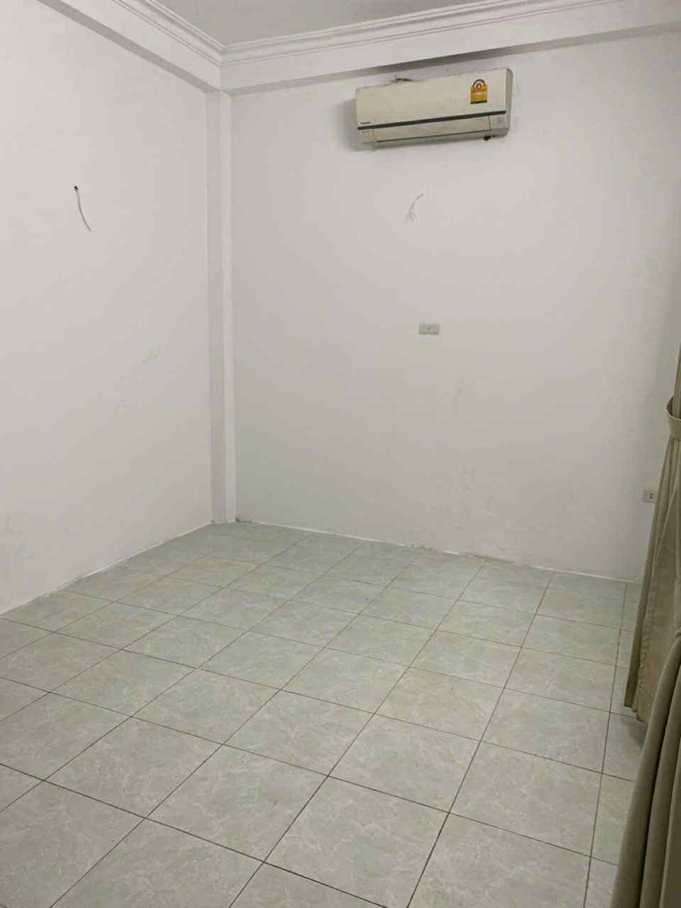 Bán nhà Bạch Mai - diện tích 41m2 3 tầng - Ô TÔ SÁT NHÀ - giá 9,5 tỷ