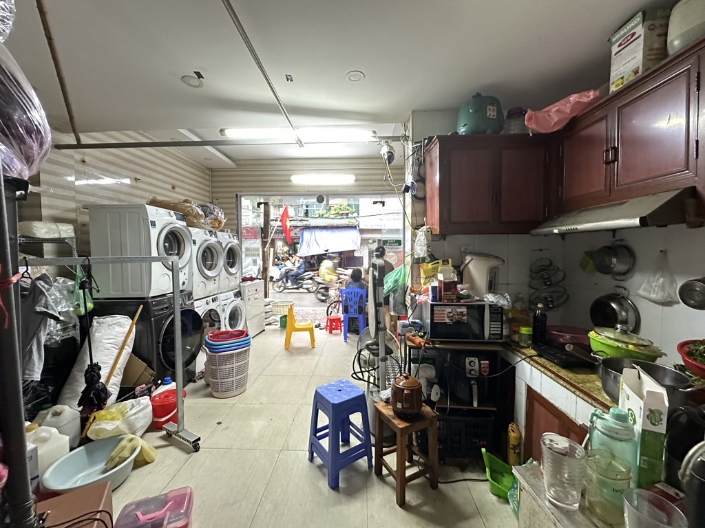 Bán nhà 8/3 - diện tích 78m2 1 tầng - Mặt phố kinh doanh tấp nập - giá 6,25 tỷ