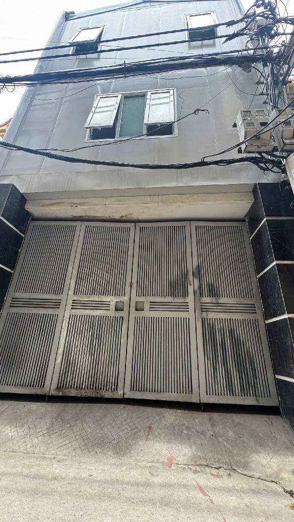 Bán nhà Tam Trinh - diện tích 94m2 3 tầng - Ô tô đỗ cửa - giá 16,5 tỷ