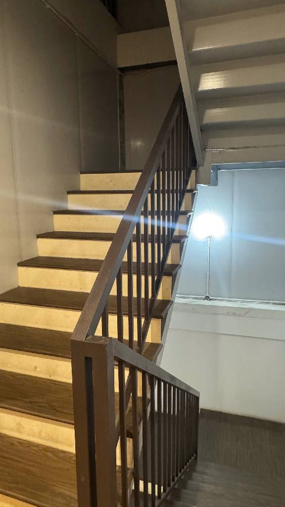 Bán nhà Tam Trinh - diện tích 94m2 3 tầng - Ô tô đỗ cửa - giá 16,5 tỷ