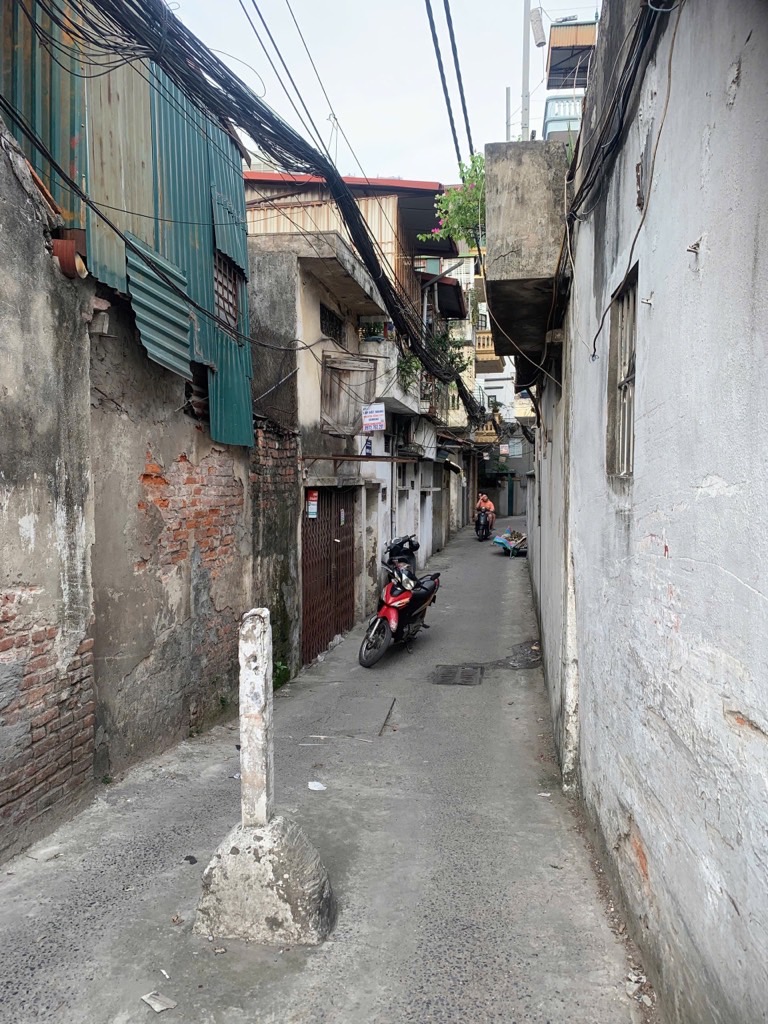 Bán nhà Đường Lĩnh Nam - diện tích 31,7m2 1 tầng - giá 8 tỷ