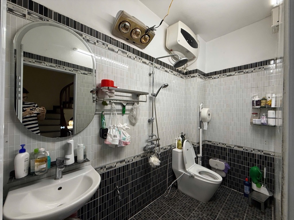 Bán nhà Vĩnh Hưng - diện tích 52m2 3 tầng - Ngõ ô tô - giá 13,5 tỷ