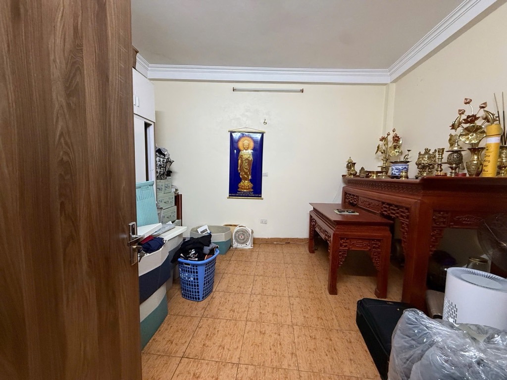 Bán nhà Vĩnh Hưng - diện tích 52m2 3 tầng - Ngõ ô tô - giá 13,5 tỷ