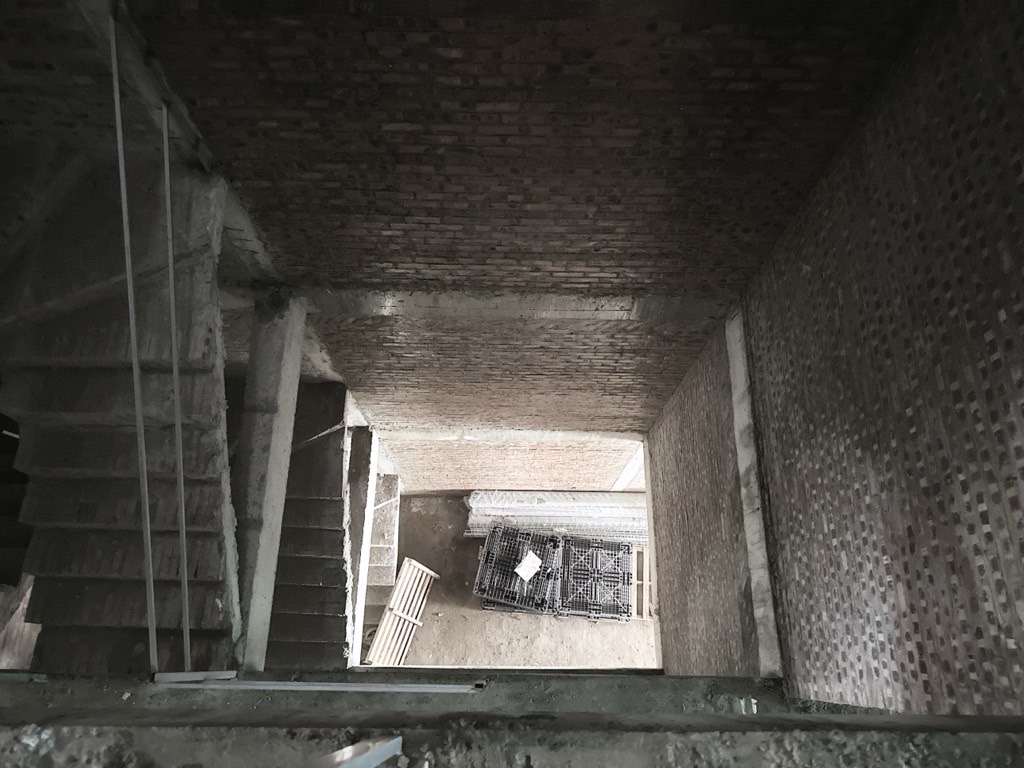 Bán nhà Thịnh Liệt - diện tích 87,3m2 4 tầng - Ô tô đỗ cửa - giá 20 tỷ