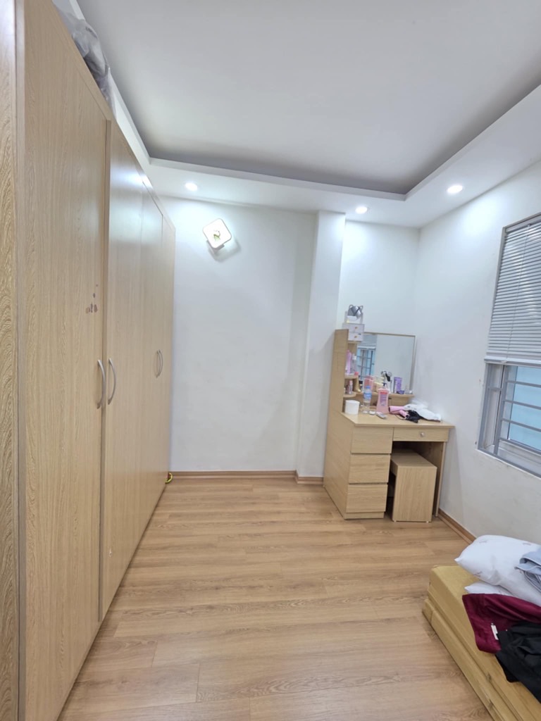 Bán nhà Hưng Phúc - diện tích 36m2 4 tầng - Nhà chắc chắn, gần phố - giá 7,1 tỷ