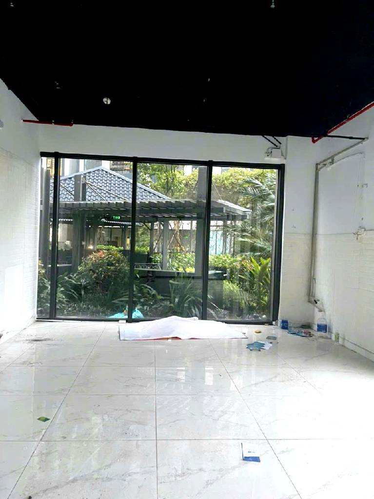 Bán nhà Minh Khai - diện tích 43m2 1 tầng - Shophouse chân đế - giá 4,4 tỷ