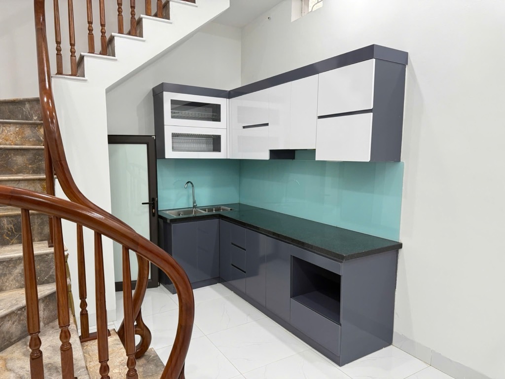 Bán nhà Lĩnh Nam - diện tích 22m2 4 tầng - ô tô thông 2 ngõ - giá 4,2 tỷ