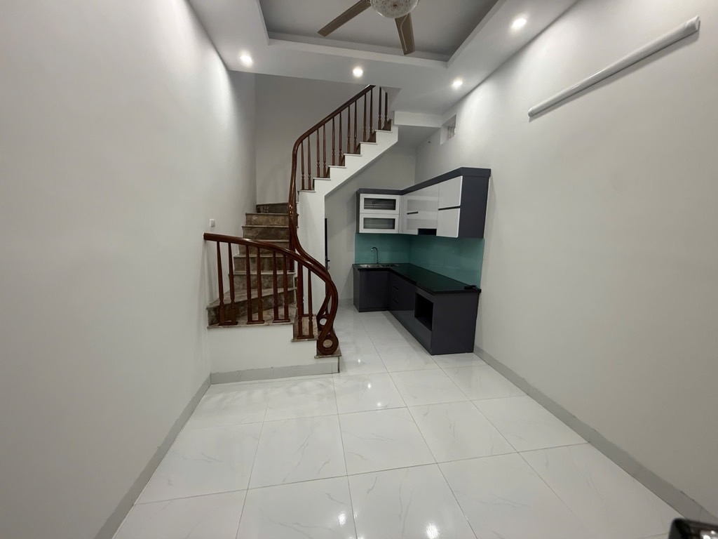 Bán nhà Lĩnh Nam - diện tích 22m2 4 tầng - ô tô thông 2 ngõ - giá 4,2 tỷ