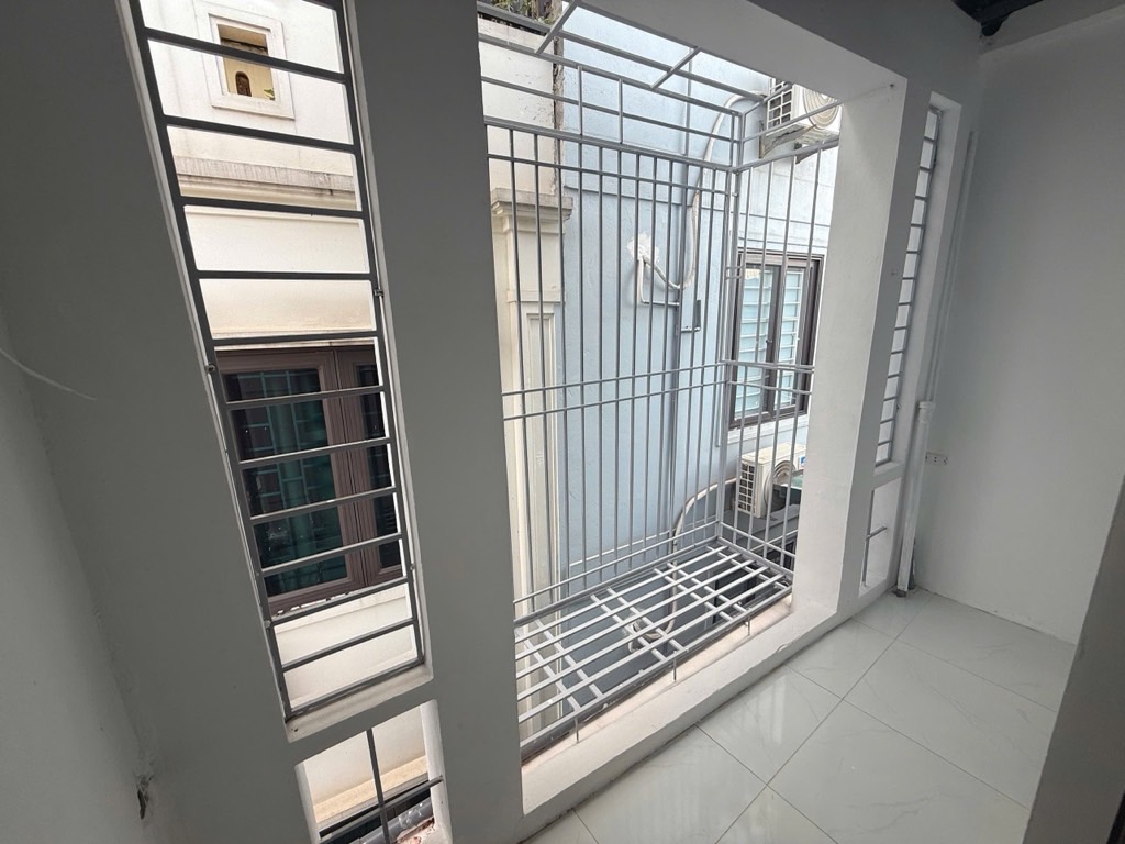 Bán nhà Lĩnh Nam - diện tích 22m2 4 tầng - ô tô thông 2 ngõ - giá 4,2 tỷ