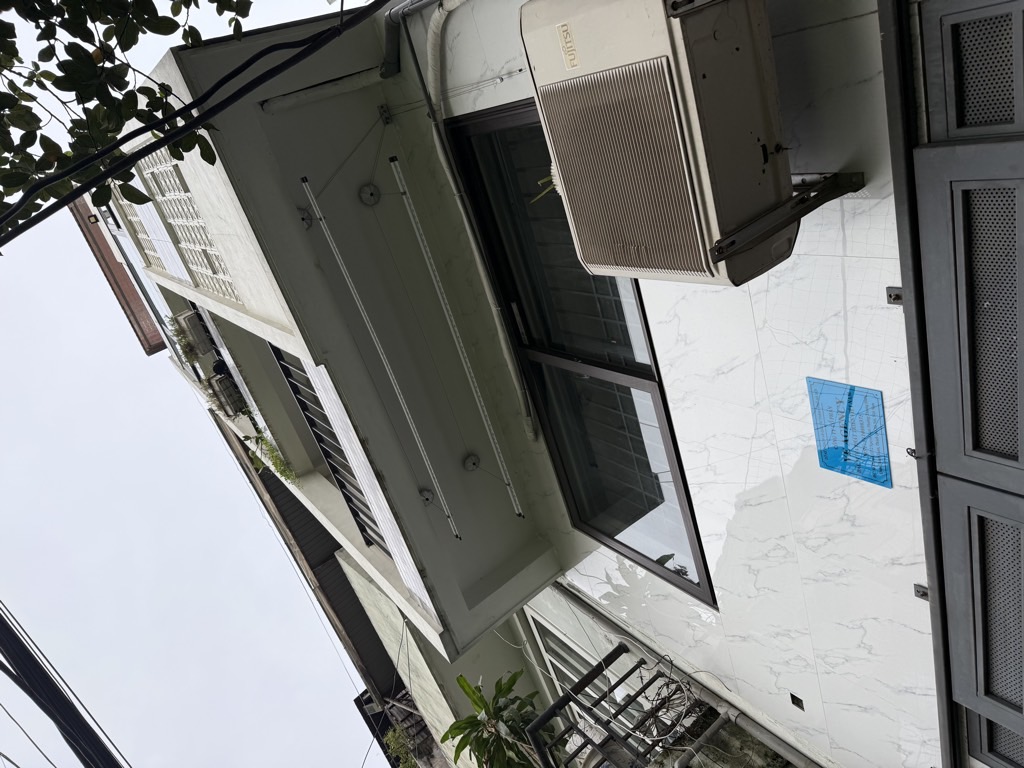 Bán nhà Nguyễn Trãi - diện tích 45,6m2 6 tầng - nhà dân xây chắc chắn - giá 14,8 tỷ