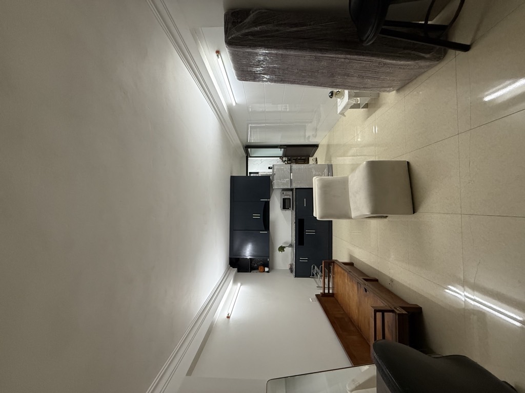 Bán nhà Nguyễn Trãi - diện tích 45,6m2 6 tầng - nhà dân xây chắc chắn - giá 14,8 tỷ