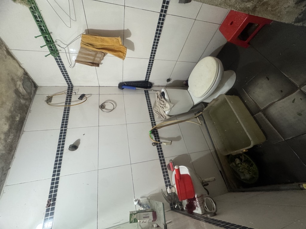 Bán nhà Định Công Thượng - diện tích 28,5m2 2 tầng - Ô tô tránh - giá 6,6 tỷ