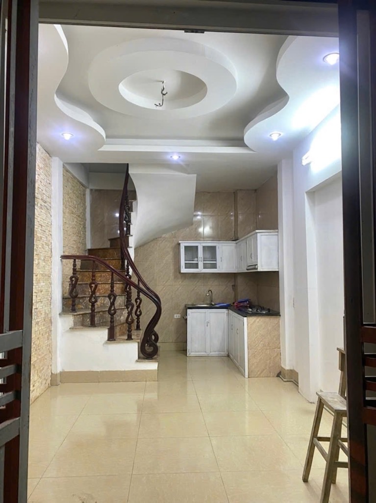 Bán nhà Lĩnh Nam - diện tích 21,1m2 4 tầng - Căn nhà tại ngõ 255 Lĩnh Nam, ngõ đẹp nhất phố - giá 5 tỷ