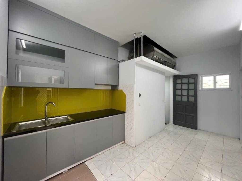Bán nhà Bạch Mai - 23.6m2 4 tầng - mặt tiền 6m - lô góc 3 mặt thoáng, kinh doanh buôn bán - giá 7,95 tỷ