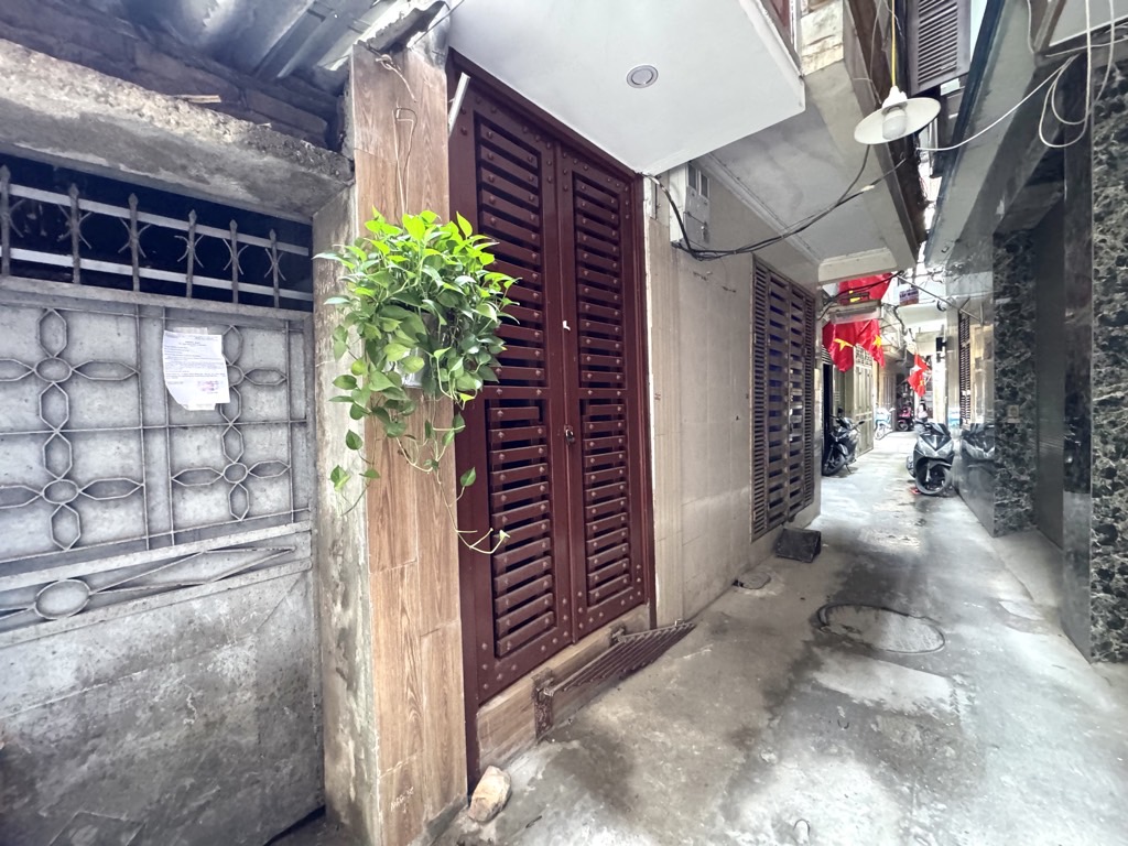 Bán nhà Dương Văn Bé - diện tích 72.5m2 3 tầng - ô tô cách nhà 30m - giá 12,8 tỷ