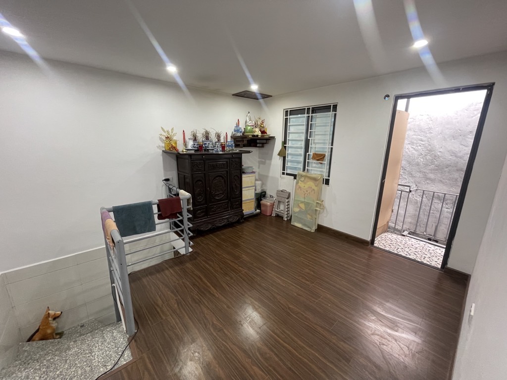 Bán nhà Nguyễn Xiển - diện tích 27.5m2 2 tầng - Nhà đẹp hiếm có - giá 2,1 tỷ