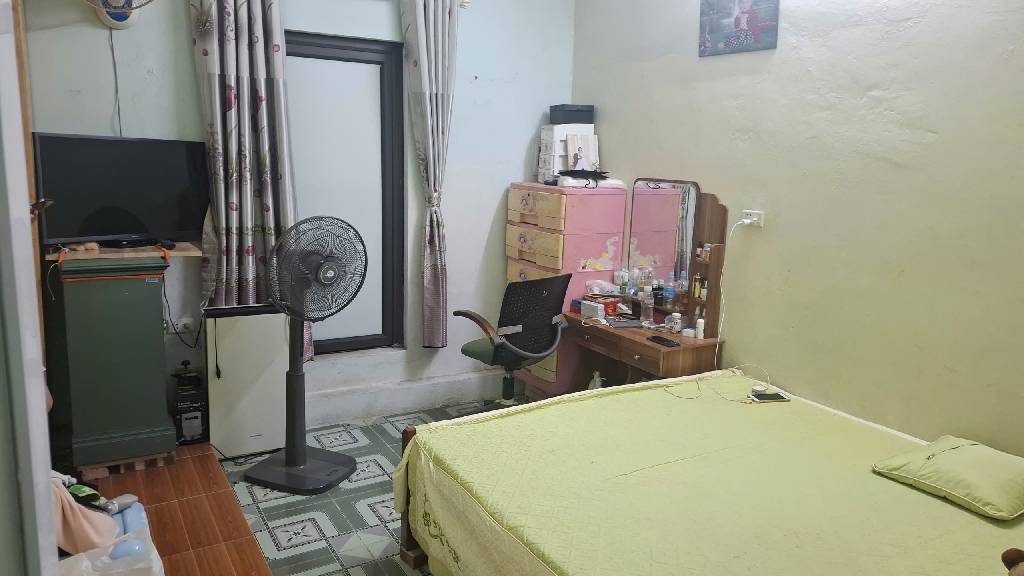 Bán nhà Định Công Thượng - diện tích 32m2 3 tầng - Lô góc 2 thoáng - giá 3,3 tỷ