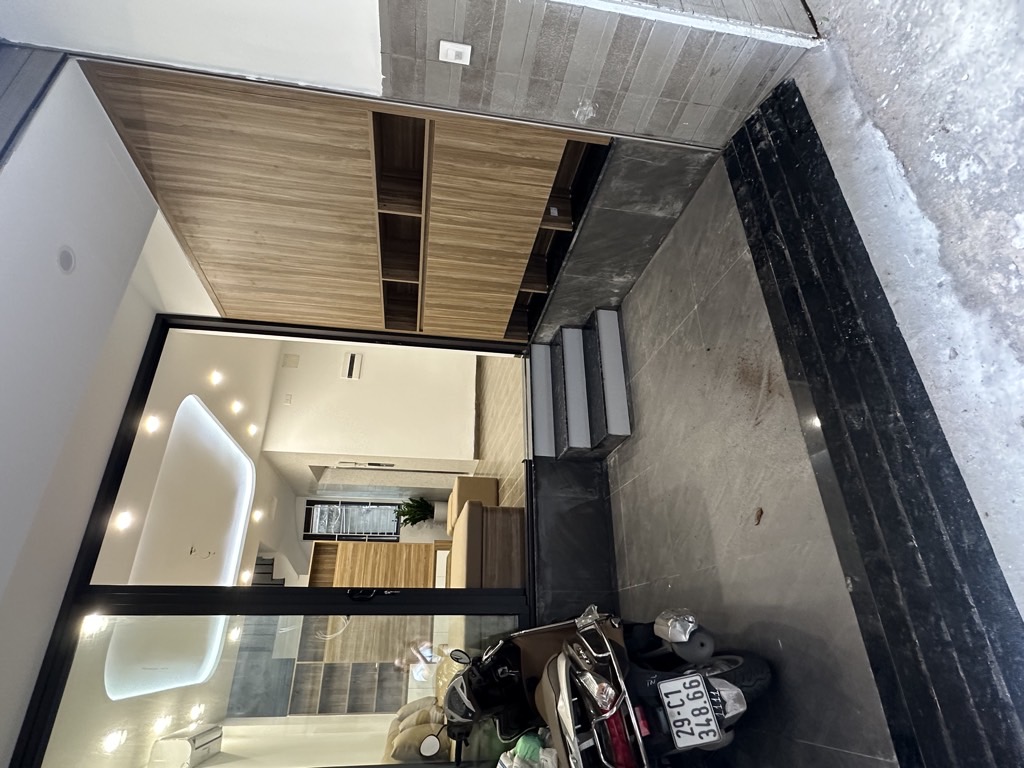 Bán nhà Tam Trinh - diện tích 42.7m2 4 tầng - thang máy - giá 10,9 tỷ