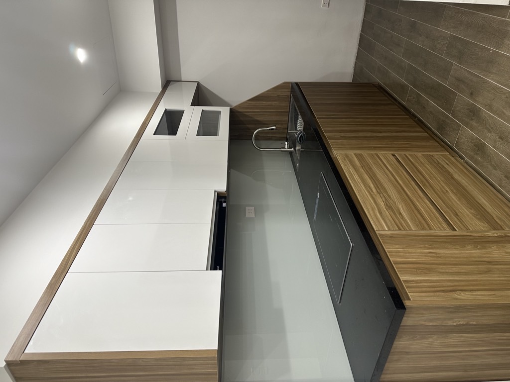 Bán nhà Tam Trinh - diện tích 42.7m2 4 tầng - thang máy - giá 10,9 tỷ