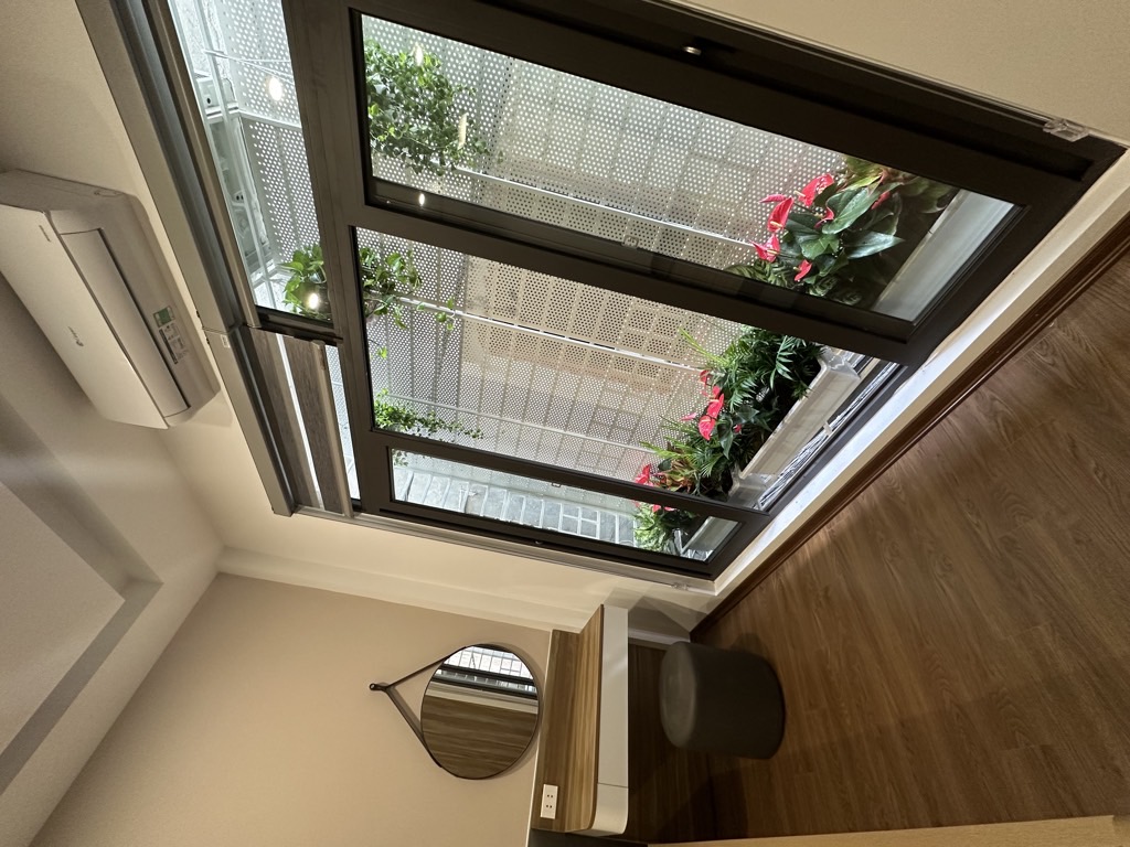 Bán nhà Tam Trinh - diện tích 42.7m2 4 tầng - thang máy - giá 10,9 tỷ