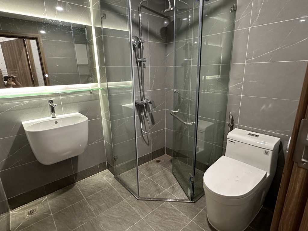 Bán nhà Tam Trinh - diện tích 42.7m2 4 tầng - thang máy - giá 10,9 tỷ