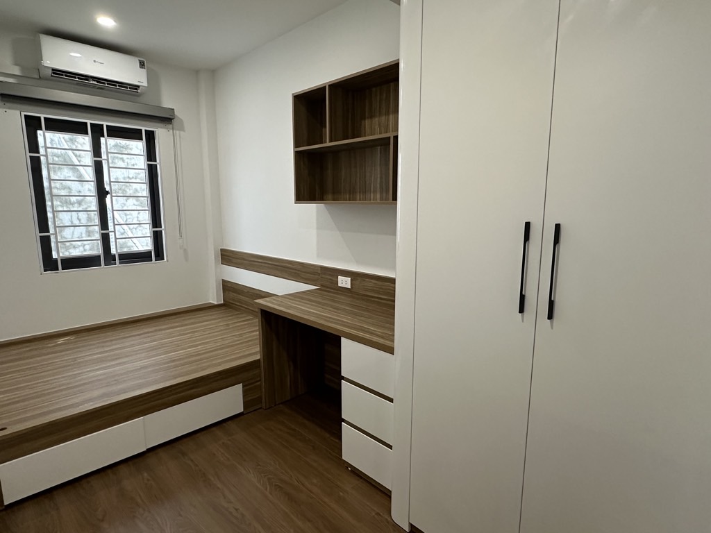 Bán nhà Tam Trinh - diện tích 42.7m2 4 tầng - thang máy - giá 10,9 tỷ