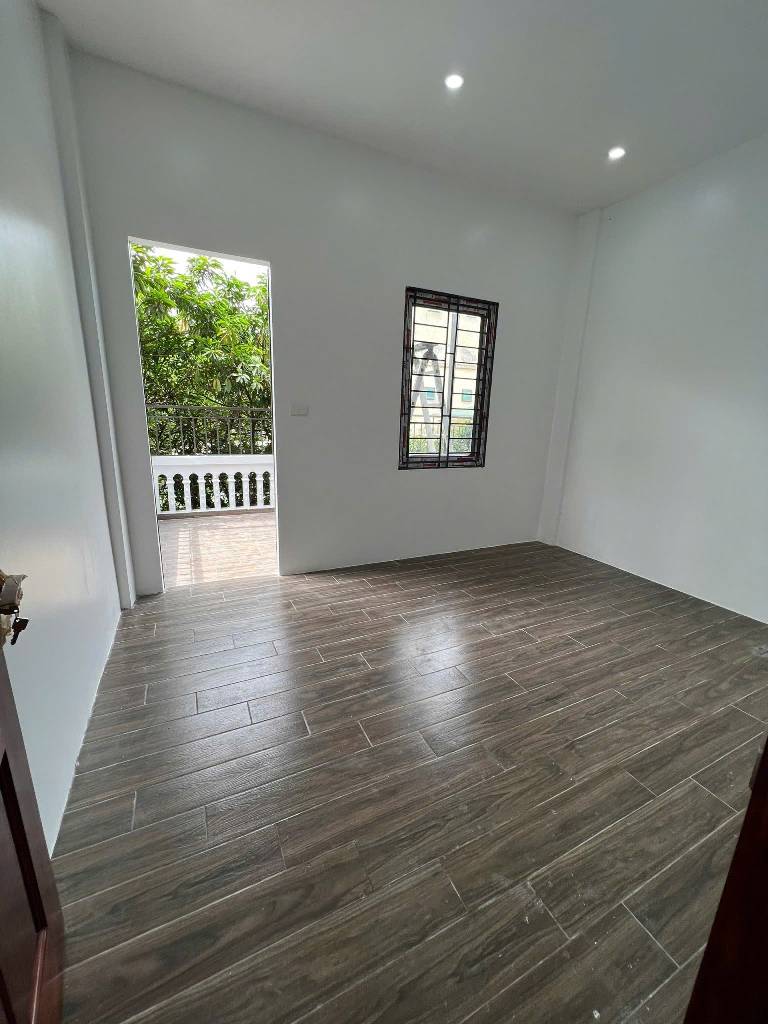 Bán nhà Hồng Mai - diện tích 52.3m2 3 tầng - Ô tô đỗ cách nhà 30m - giá 19,8 tỷ