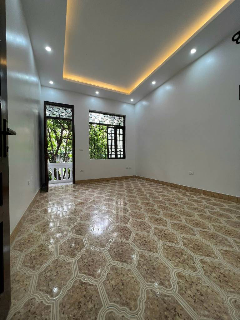 Bán nhà Hồng Mai - diện tích 52.3m2 3 tầng - Ô tô đỗ cách nhà 30m - giá 19,8 tỷ