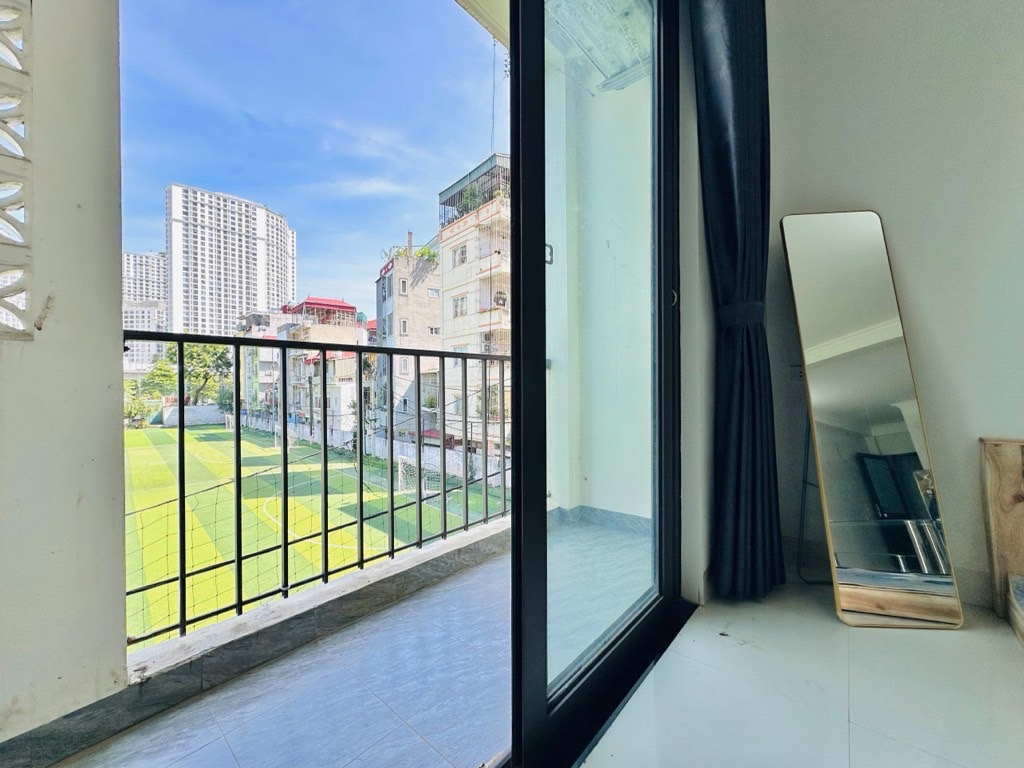 Bán nhà Nguyễn Trãi - diện tích 45,6m2 6 tầng - nhà dân xây chắc chắn - giá 14,8 tỷ