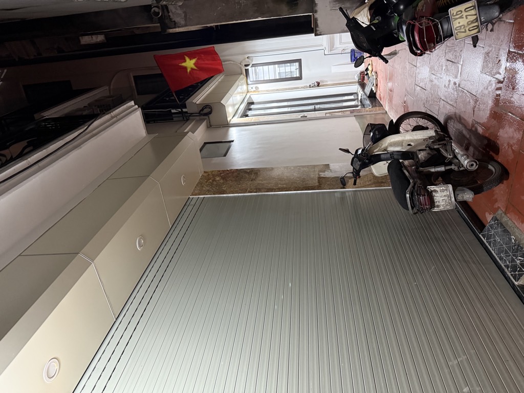 Bán nhà Lê Trọng Tấn - diện tích 30m2 5 tầng - Gần đường vành đai 2,5 - giá 8,5 tỷ