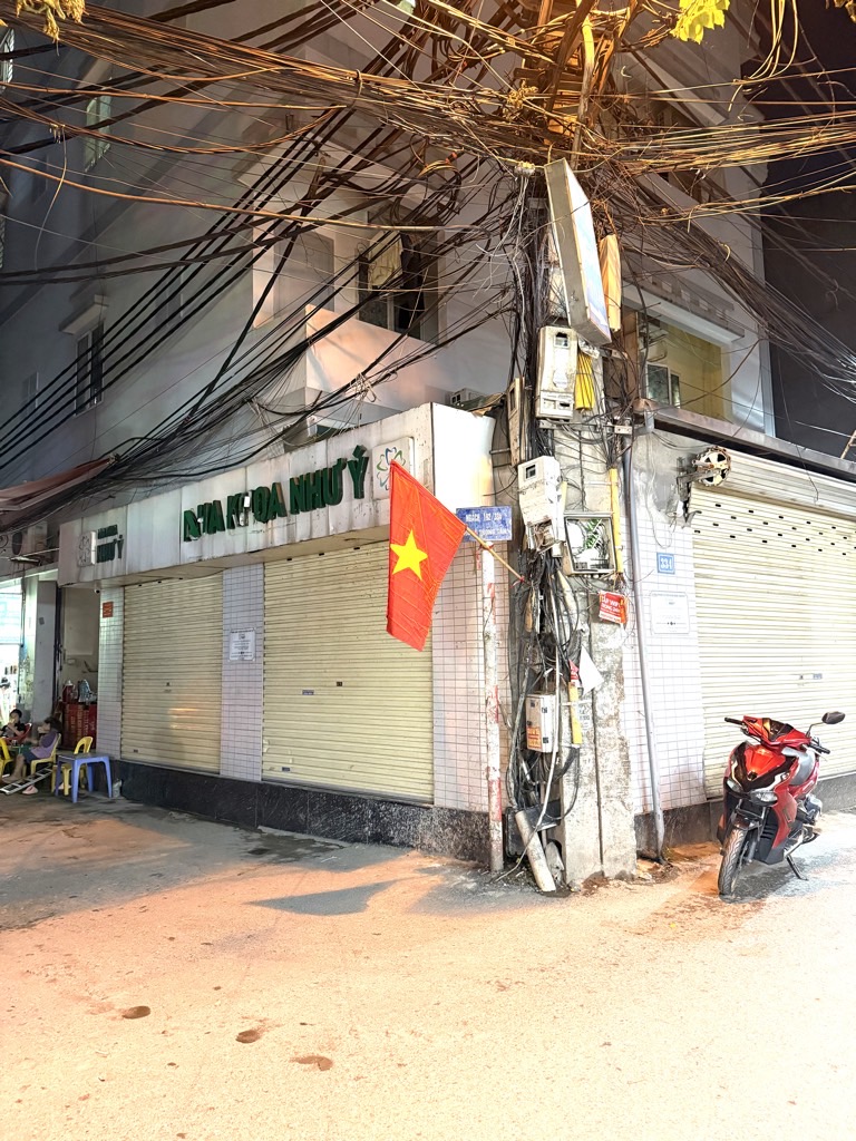 Bán nhà Lê Trọng Tấn - diện tích 30m2 5 tầng - Gần đường vành đai 2,5 - giá 8,5 tỷ