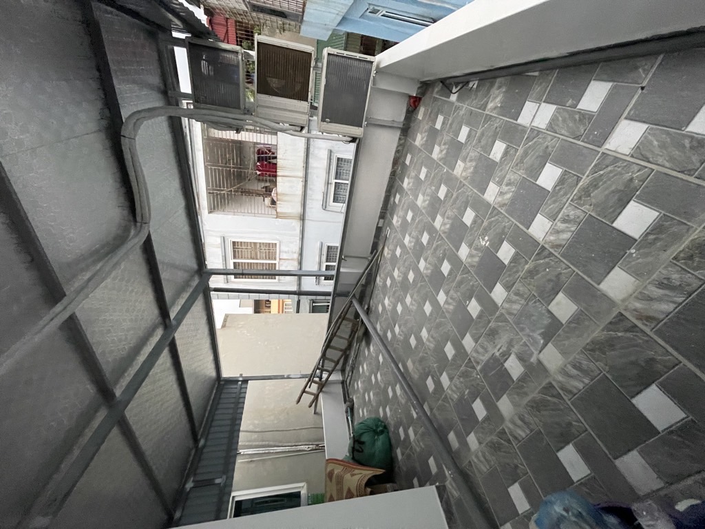 Bán nhà Định Công Thượng - diện tích 46m2 4 tầng - Lô góc, ô tô đỗ cửa - giá 8,5 tỷ