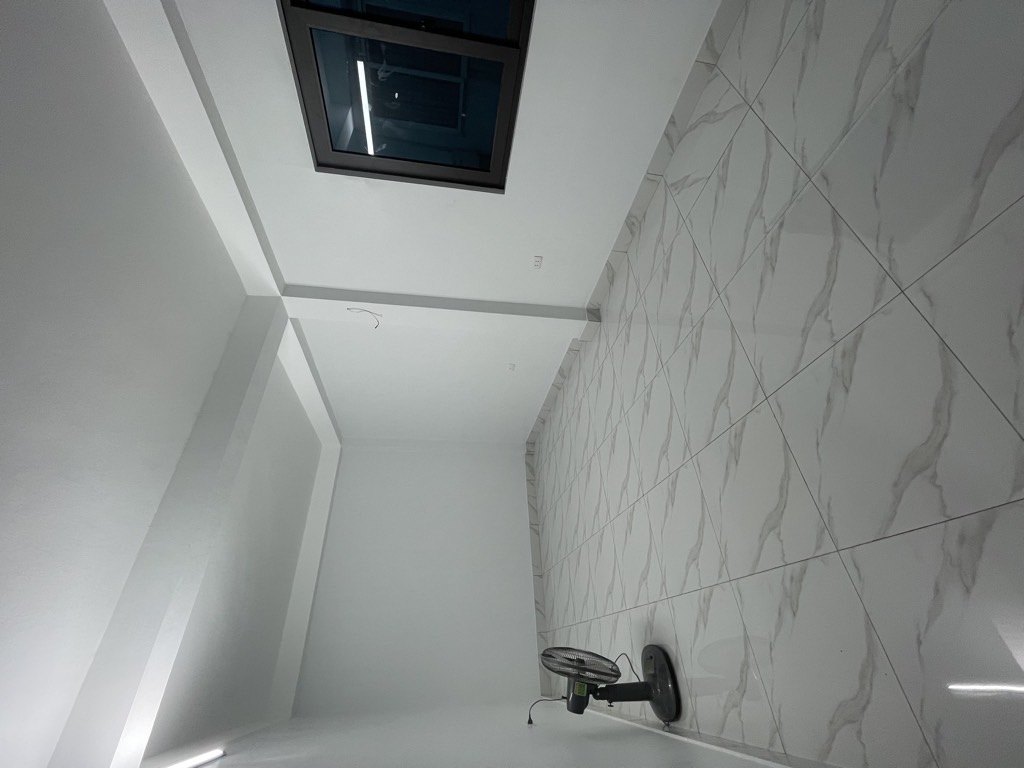 Bán nhà Định Công Thượng - diện tích 46m2 4 tầng - Lô góc, ô tô đỗ cửa - giá 8,5 tỷ