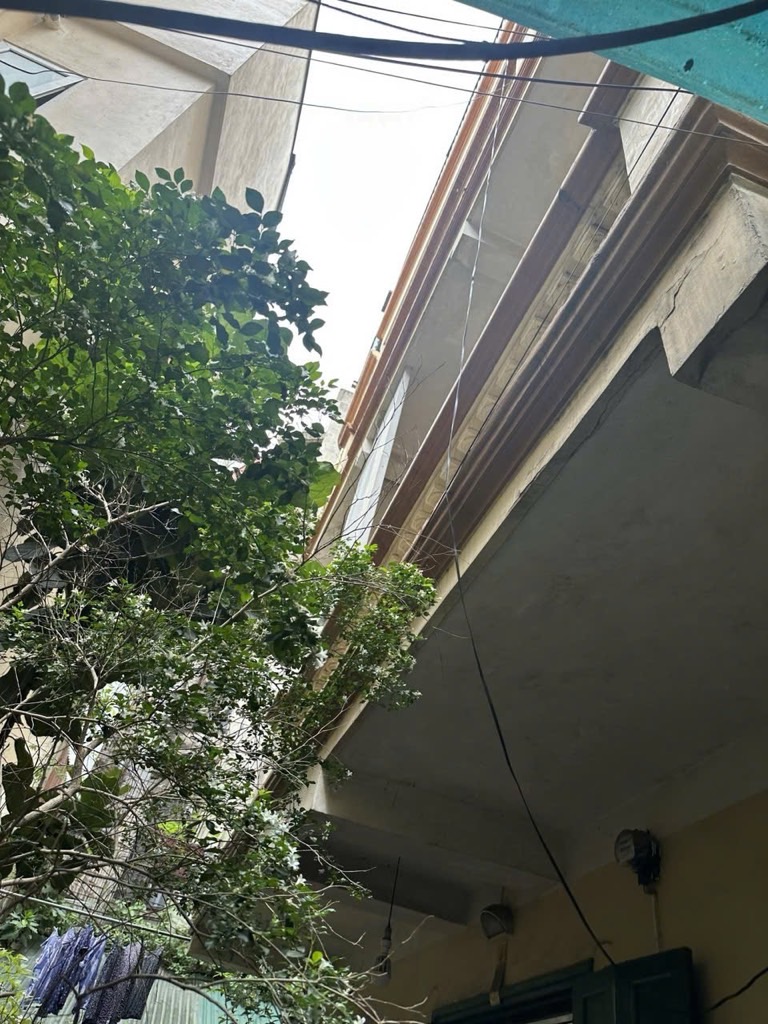 Bán nhà Hàng Bột - diện tích 26m2 3 tầng - ô tô tránh - giá 17 tỷ