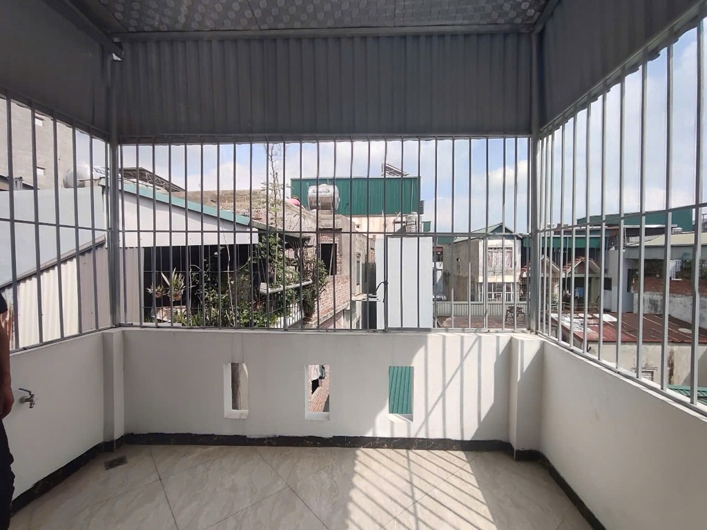 Bán nhà Dương Văn Bé - diện tích 30.2m2 5 tầng - Lô góc, thang máy - giá 10,6 tỷ