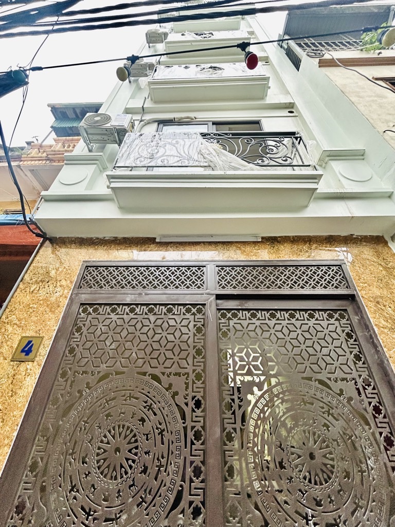 Bán nhà Lĩnh Nam - diện tích 60m2 6 tầng - Thang máy - giá 14,6 tỷ