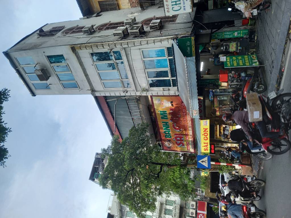 Bán nhà Nguyễn Đình Chiểu - diện tích 9,4m2 5 tầng - Lô góc, vỉa hè - giá 10,5 tỷ